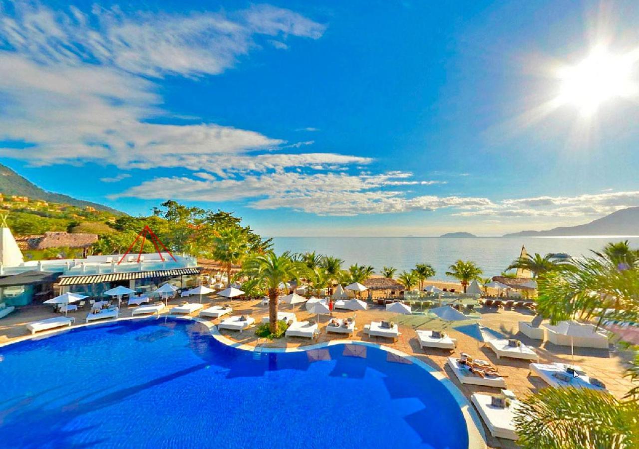 Dpny Beach Hotel & Spa Ilhabela Dış mekan fotoğraf View of the resort