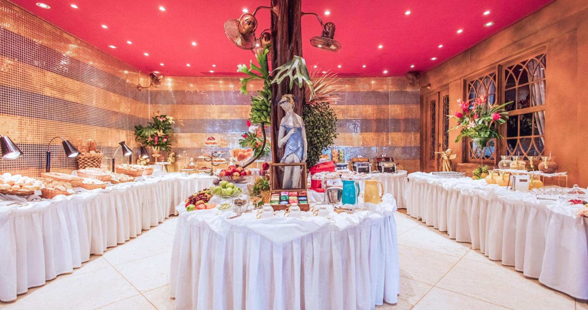 Dpny Beach Hotel & Spa Ilhabela Dış mekan fotoğraf The interior of the restaurant