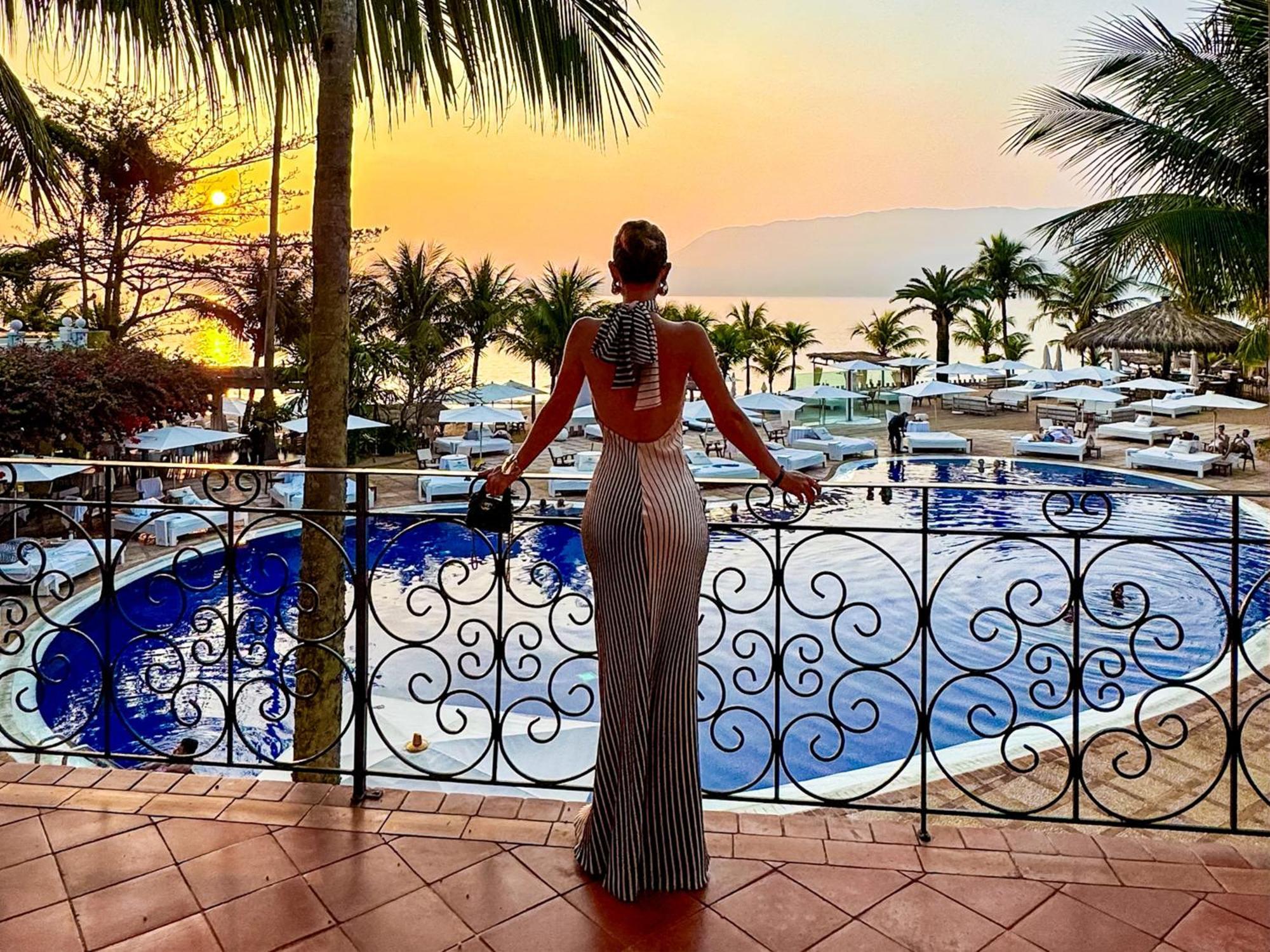 Dpny Beach Hotel & Spa Ilhabela Dış mekan fotoğraf Sunset at the Hard Rock Hotel